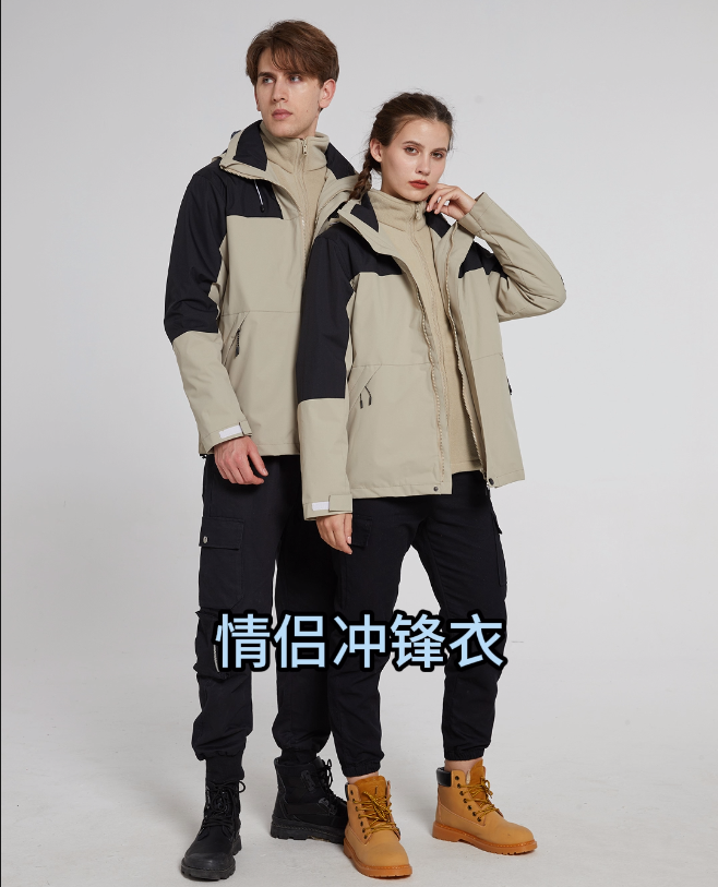 外衣：150D高彈春亞紡-100%聚酯纖維內(nèi)膽：300克雙面搖粒絨-100%聚酯纖維防水5000/透氣2000/防風(fēng)/保暖/三合一男女同款沖鋒衣登山服，奧特萊斯定制款防寒保暖情侶套裝沖鋒衣。